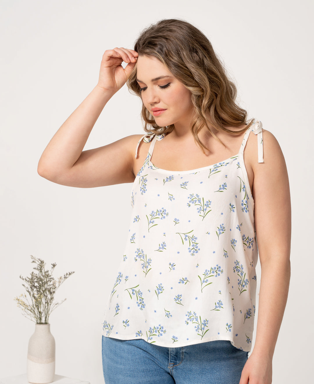 Camisole réversible fleurie myosotis bleu en coton biologique faite au Québec