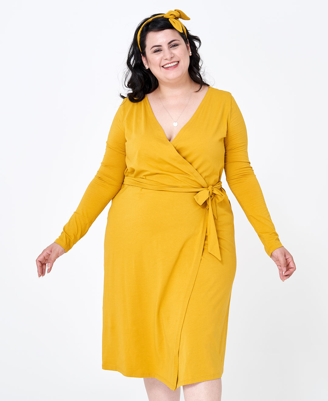 Robe portefeuille ajustable fabriquée au Québec en coton bio jaune