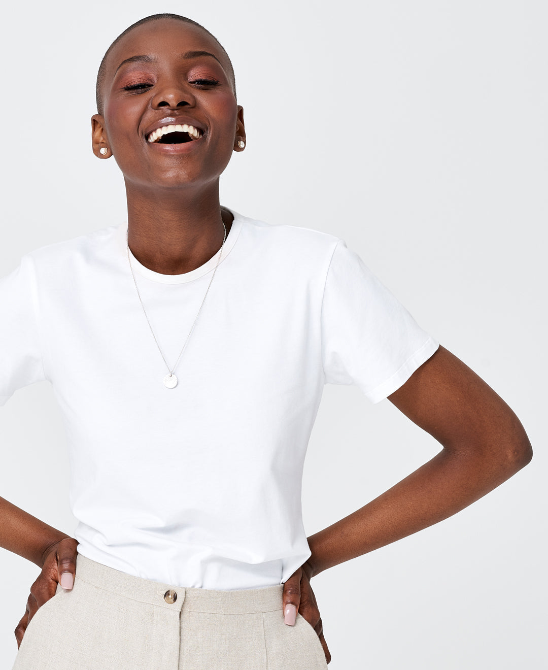 T-shirt blanc en coton biologique fait au Québec