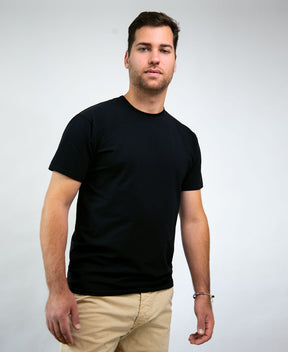 T-shirt noir en coton biologique fait au Québec