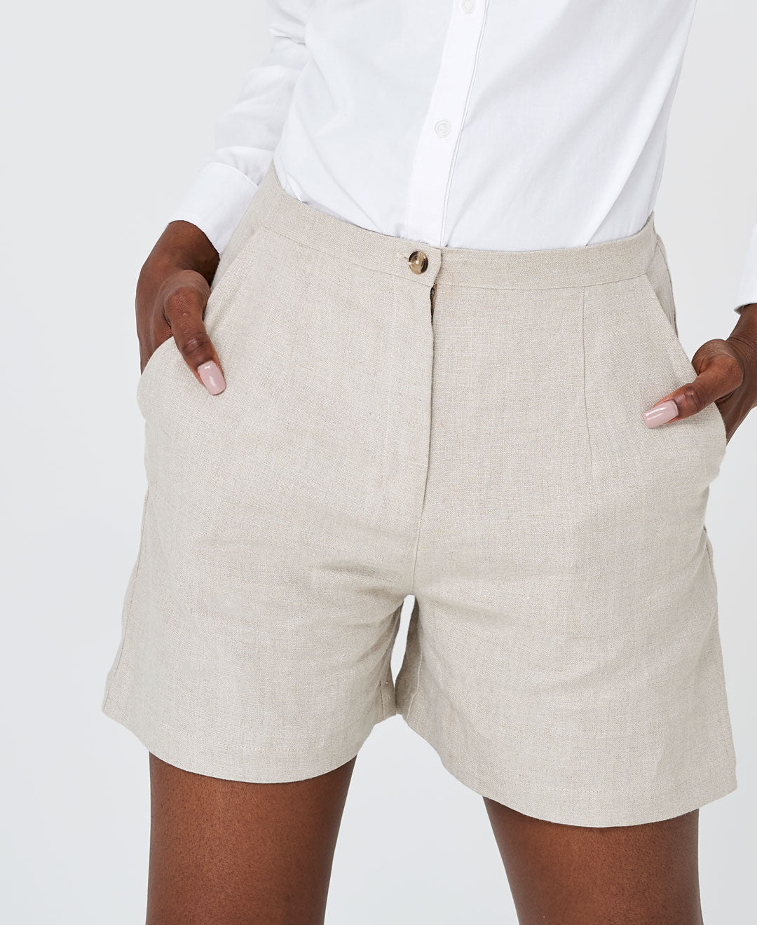 Shorts en lin beige fait au Québec