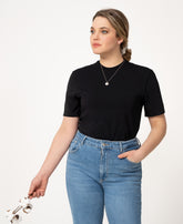 T-shirt noir en coton biologique fait au Québec